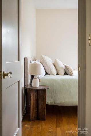 26 Lorraine Avenue Asheville NC 28804