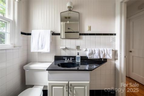 26 Lorraine Avenue Asheville NC 28804