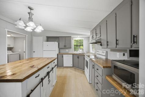 4377 Catawba Burris Road Denver NC 28037
