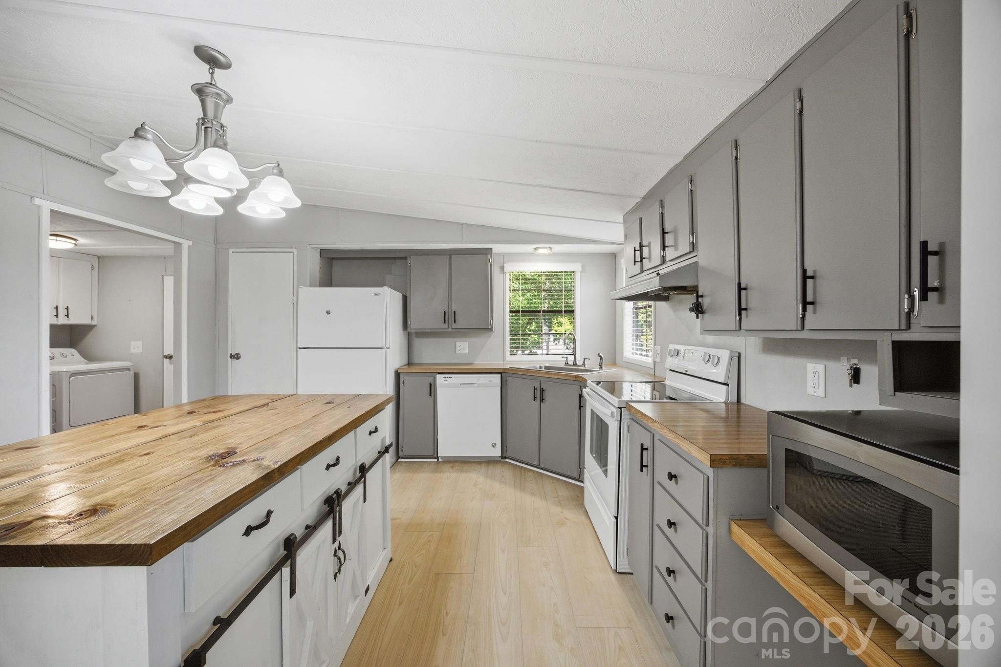 4377 Catawba Burris Road Denver NC 28037