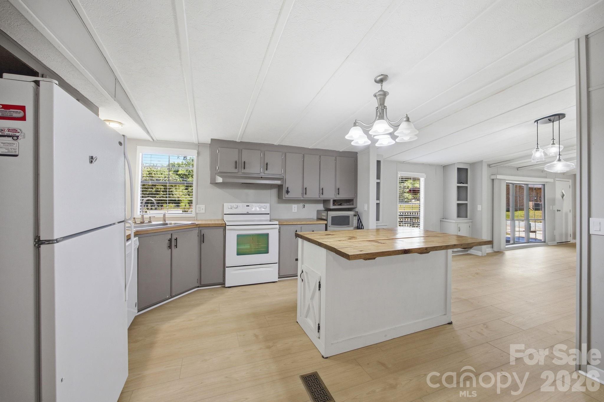 4377 Catawba Burris Road Denver NC 28037