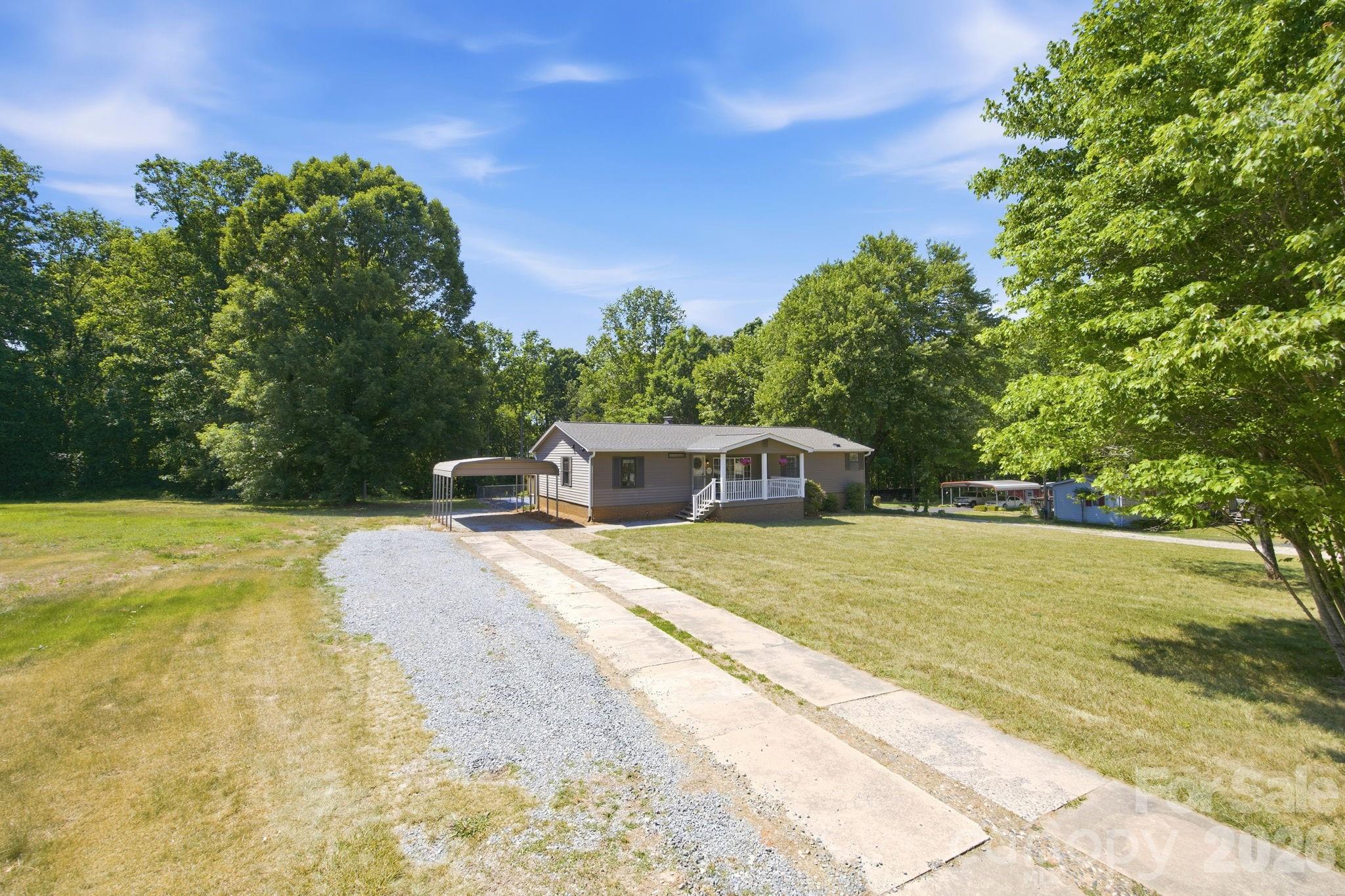 4377 Catawba Burris Road Denver NC 28037