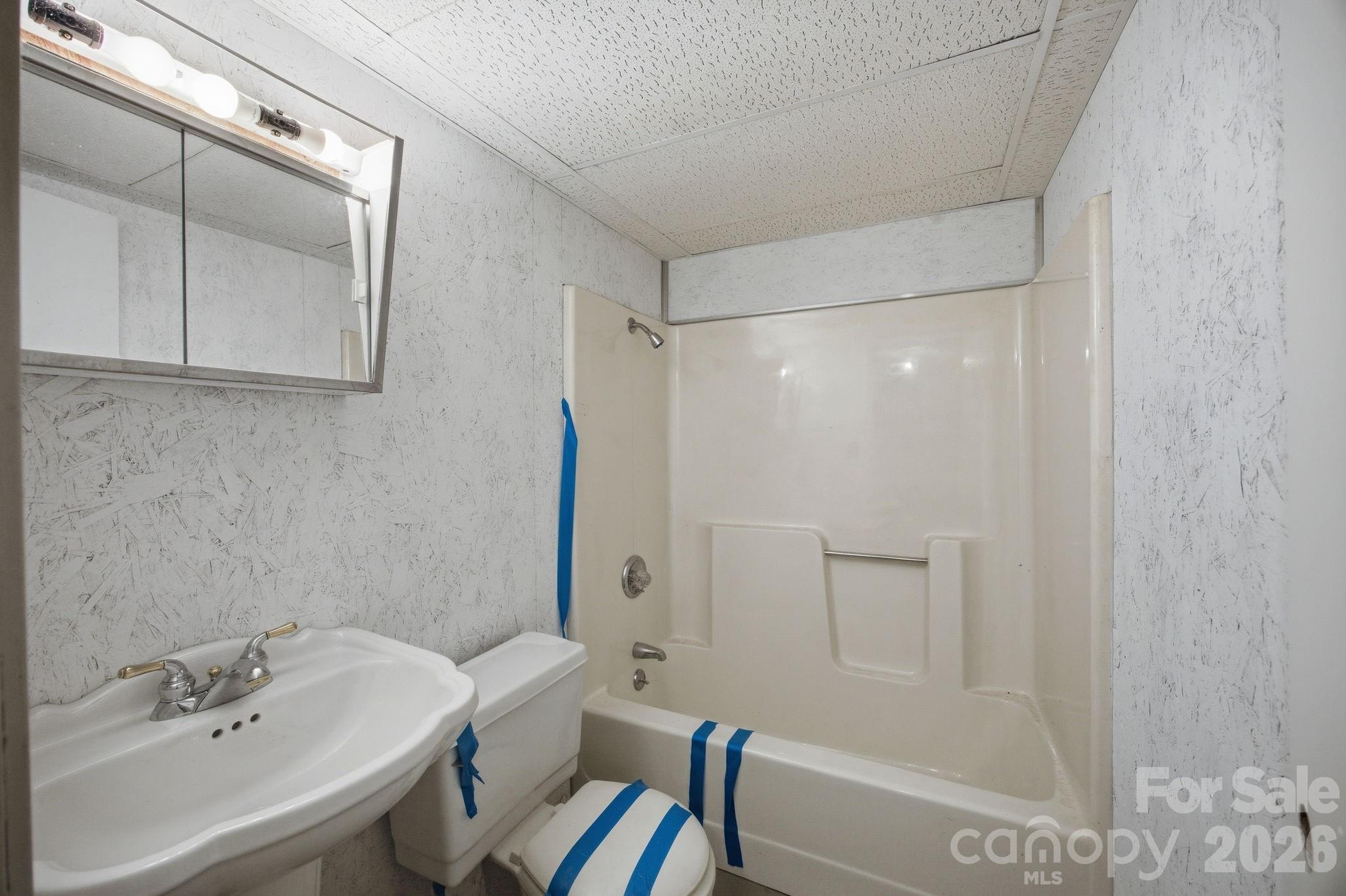 4377 Catawba Burris Road Denver NC 28037