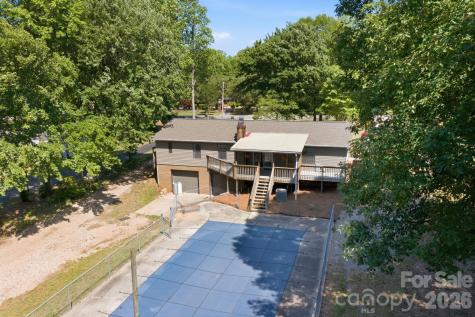 4377 Catawba Burris Road Denver NC 28037