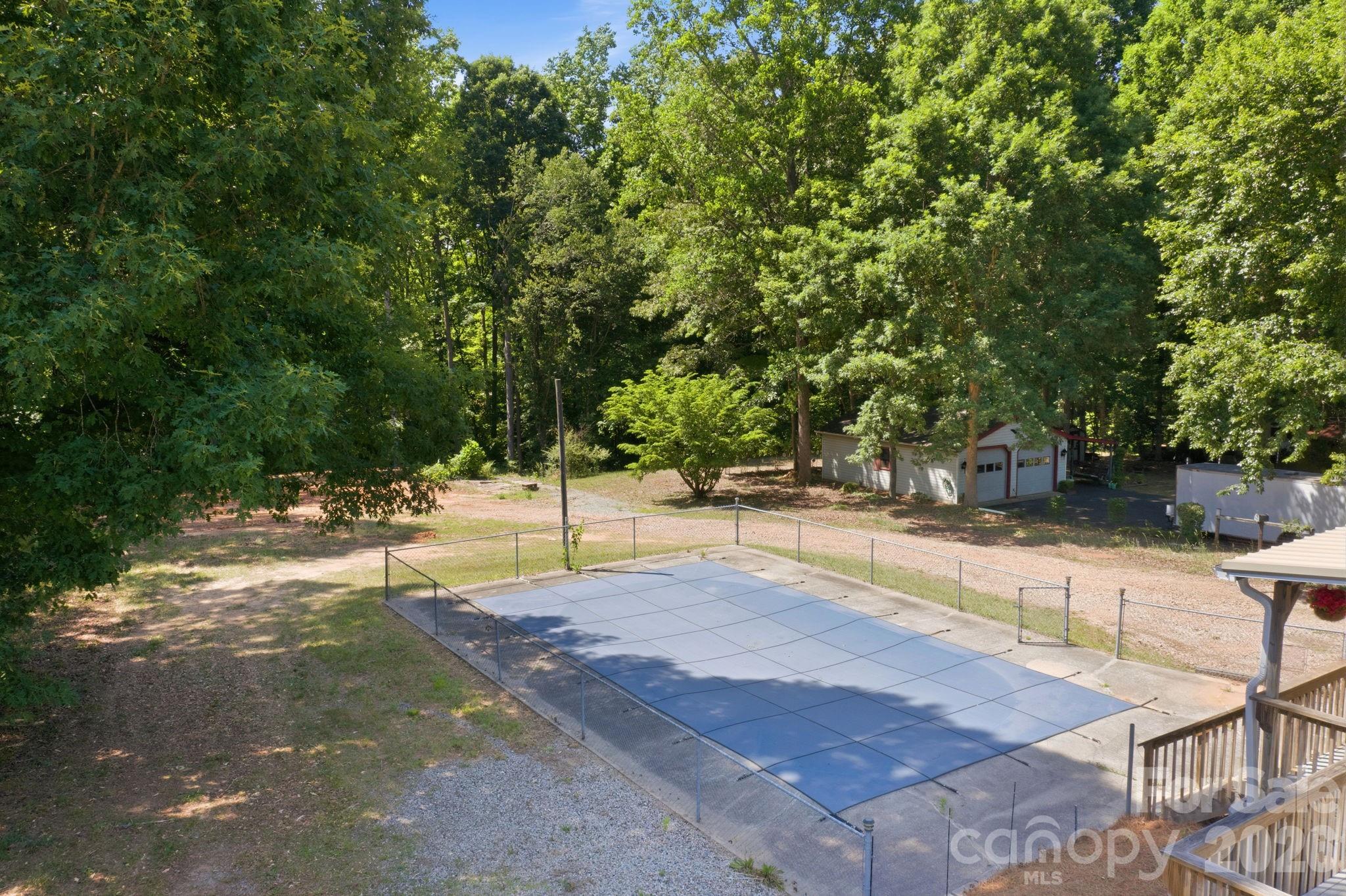 4377 Catawba Burris Road Denver NC 28037