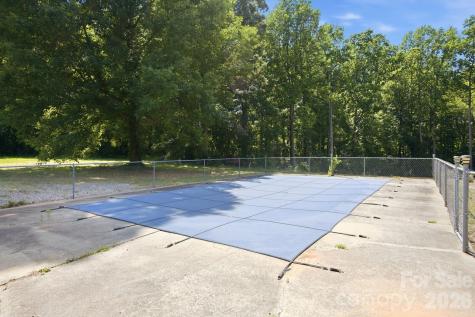 4377 Catawba Burris Road Denver NC 28037