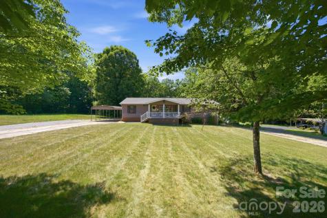 4377 Catawba Burris Road Denver NC 28037