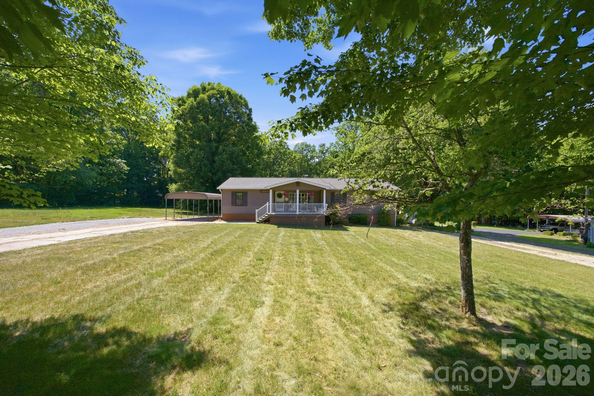 4377 Catawba Burris Road Denver NC 28037