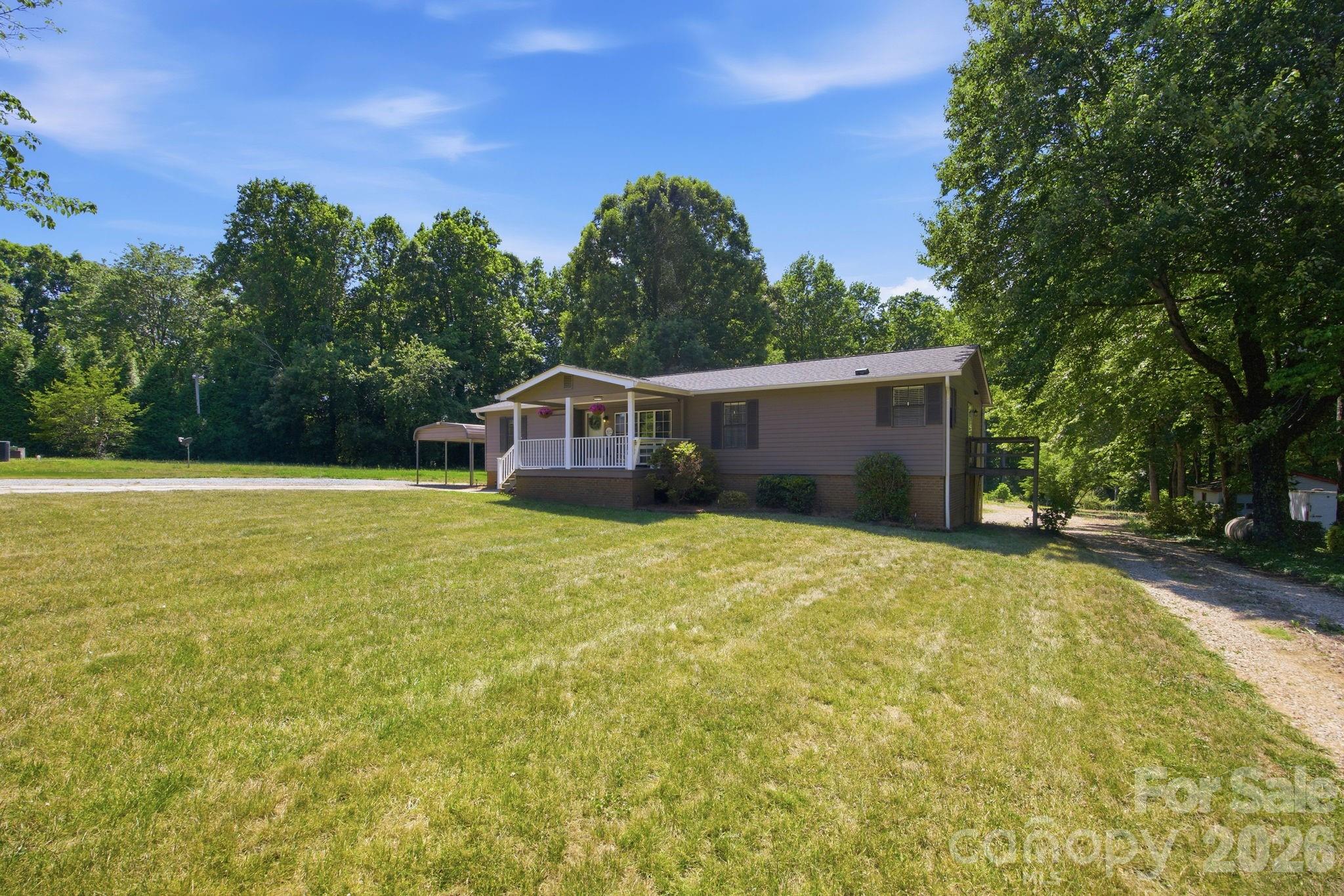 4377 Catawba Burris Road Denver NC 28037