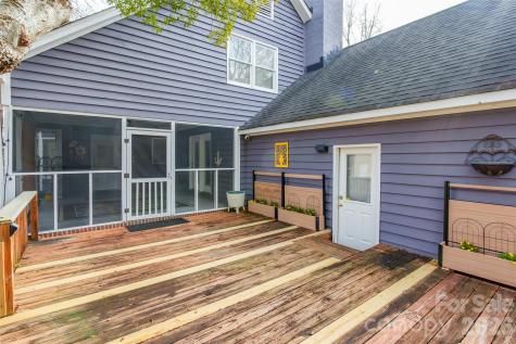 8230 Quail Hollow Drive Harrisburg NC 28075