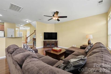 6148 Rockefeller Lane Charlotte NC 28210