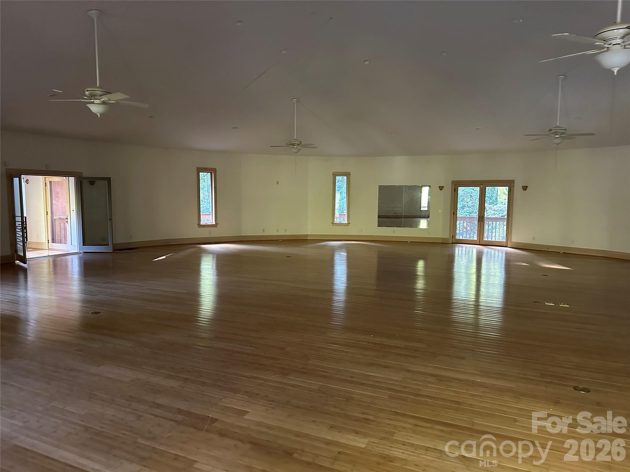 2905 Kanuga Road Hendersonville NC 28739