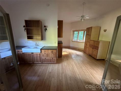 2905 Kanuga Road Hendersonville NC 28739