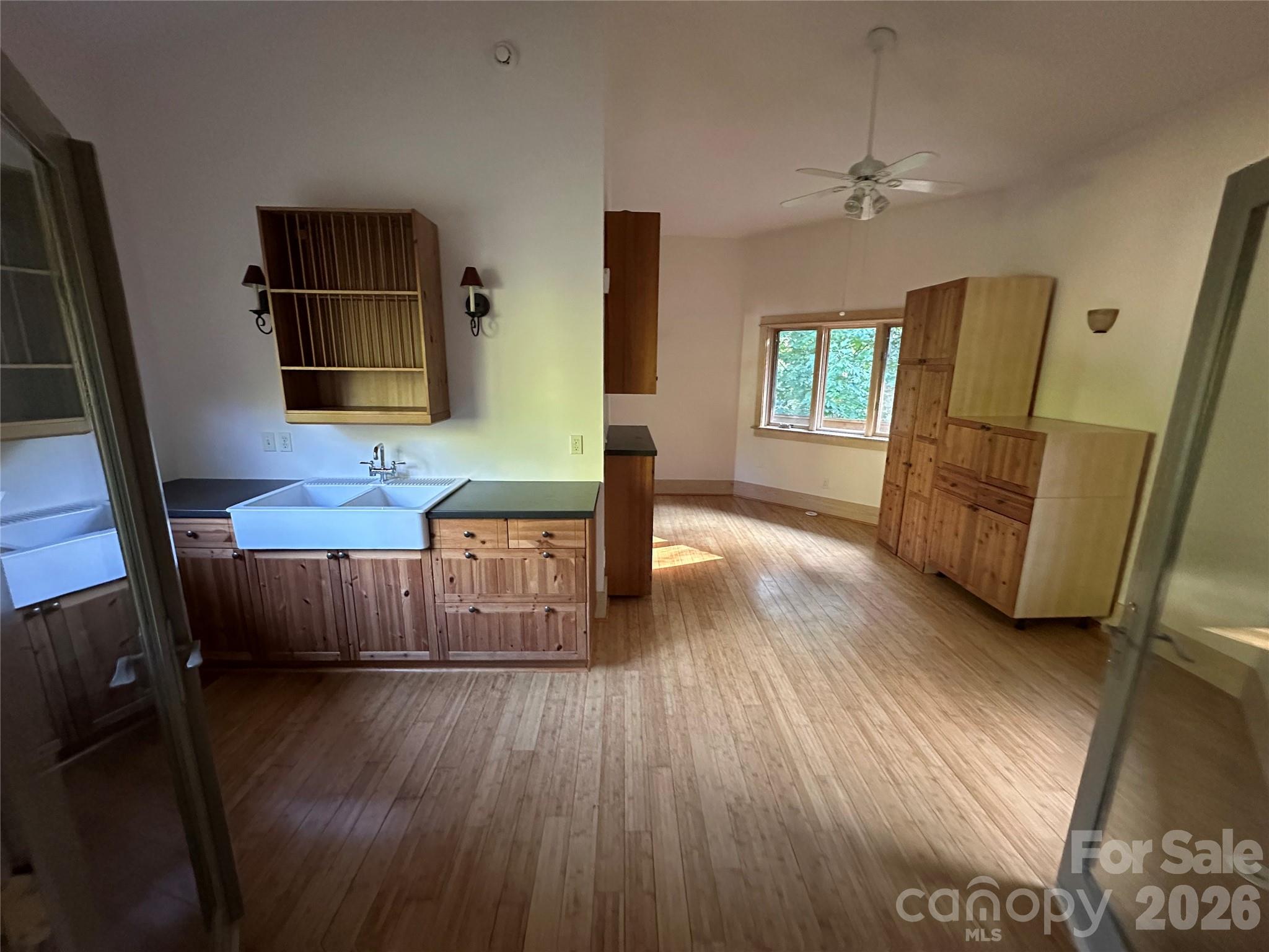 2905 Kanuga Road Hendersonville NC 28739