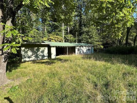 2905 Kanuga Road Hendersonville NC 28739