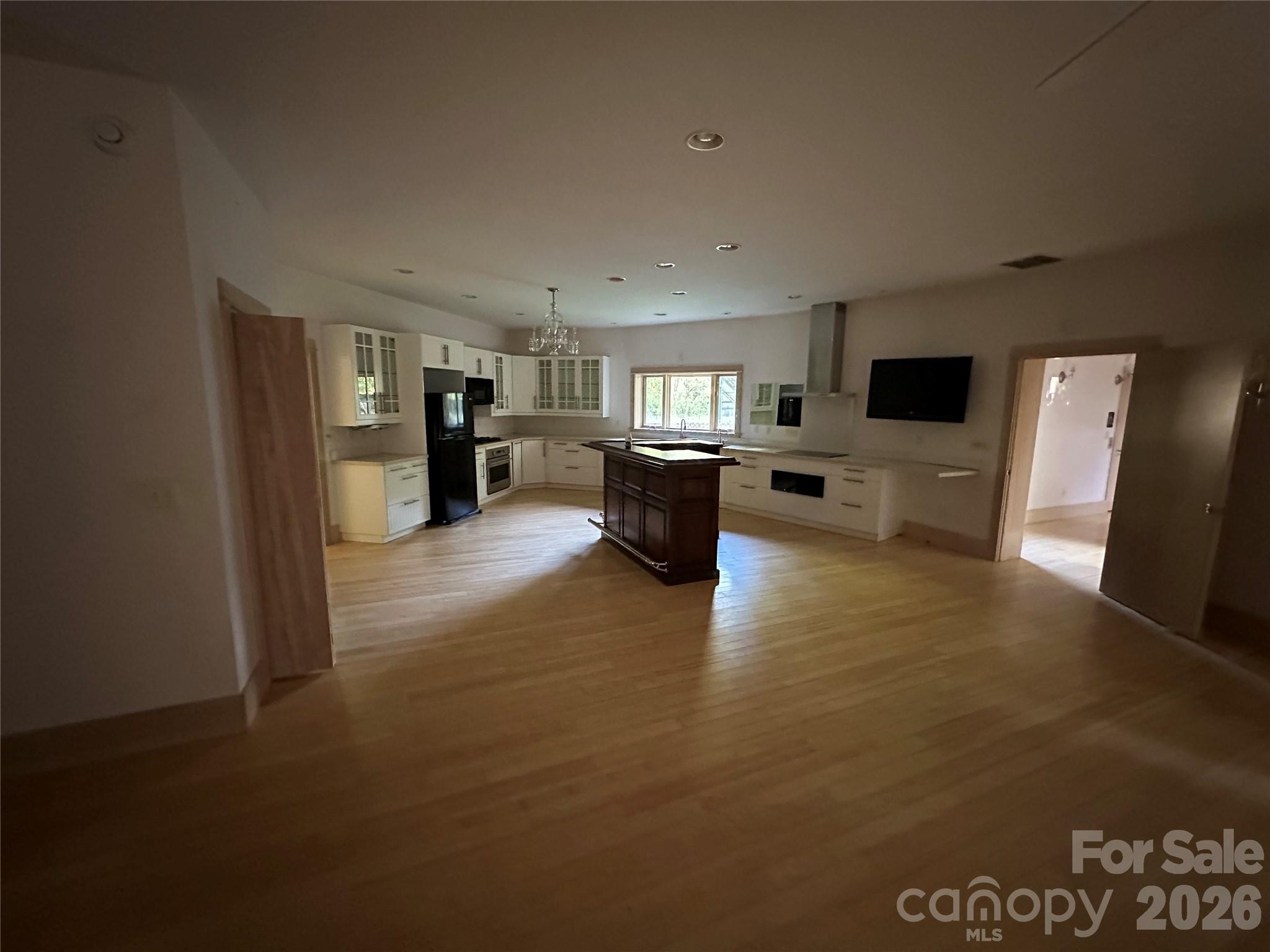 2905 Kanuga Road Hendersonville NC 28739