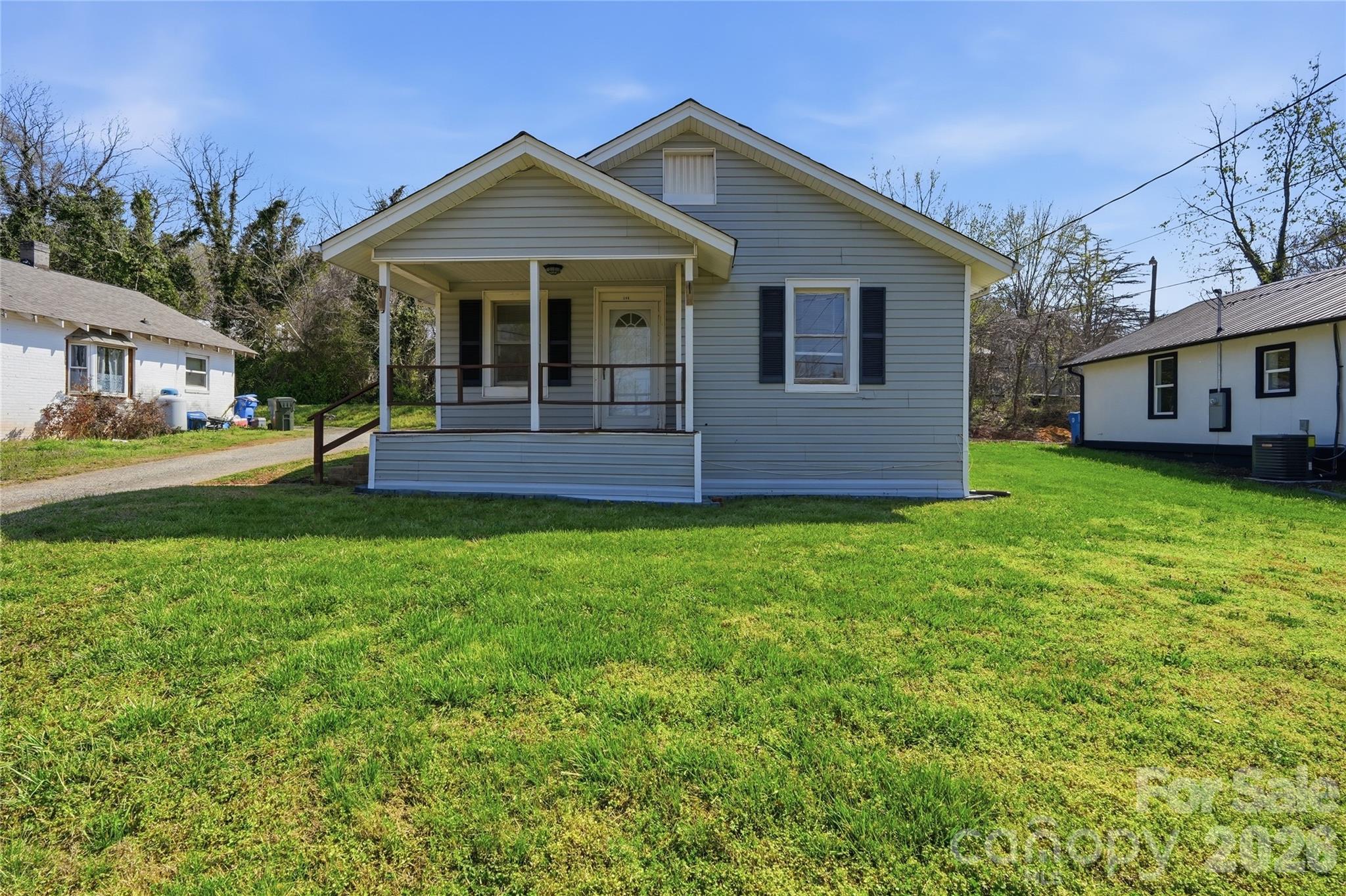 346 N Cleghorn Street Rutherfordton NC 28139