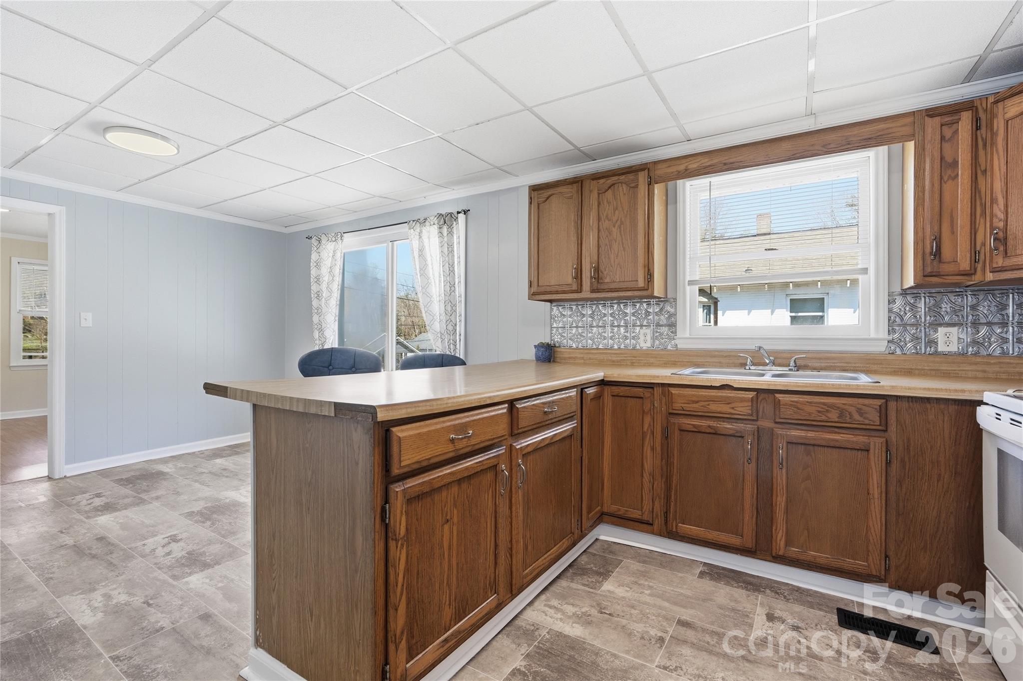 346 N Cleghorn Street Rutherfordton NC 28139