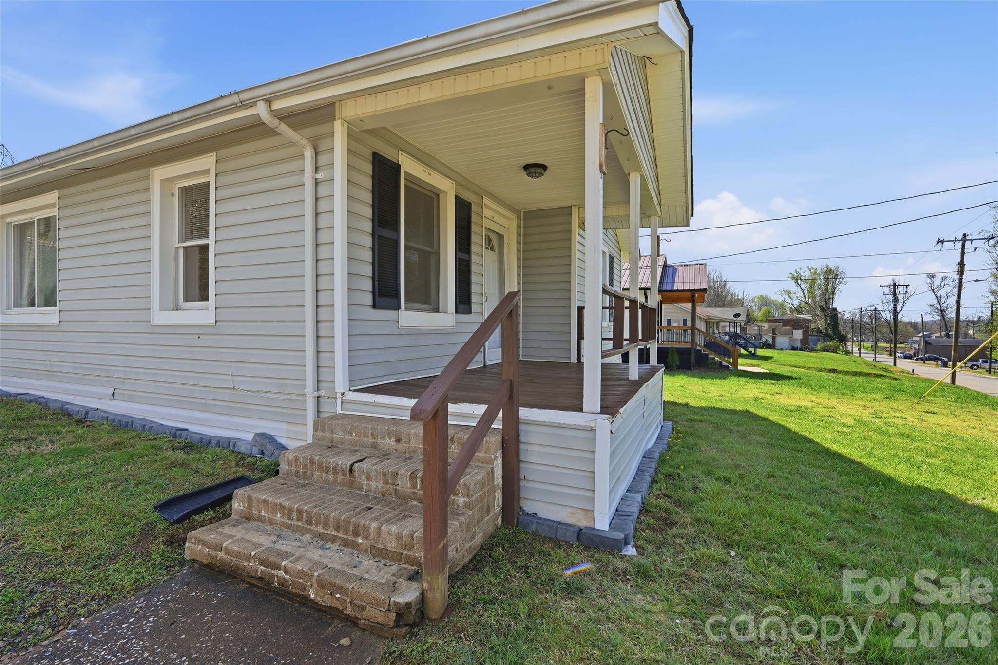 346 N Cleghorn Street Rutherfordton NC 28139