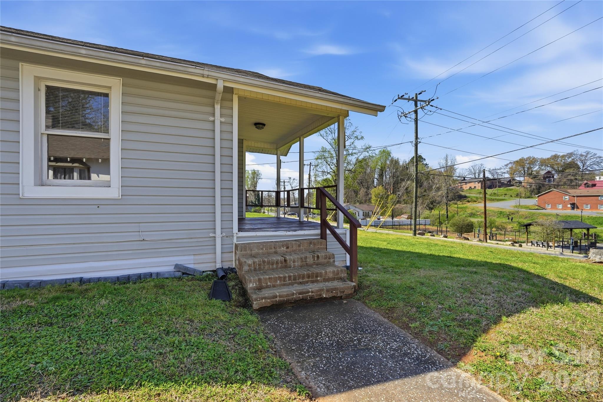 346 N Cleghorn Street Rutherfordton NC 28139