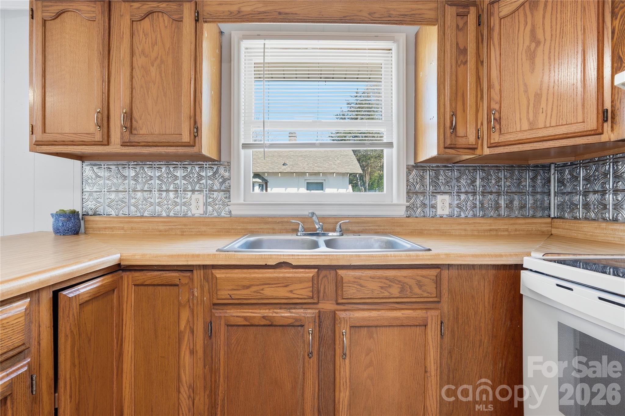 346 N Cleghorn Street Rutherfordton NC 28139