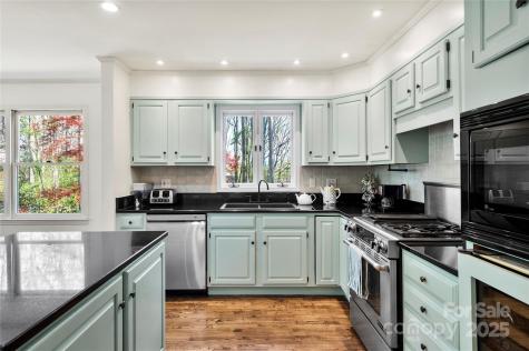 33 Stockwood Road Extension Asheville NC 28803