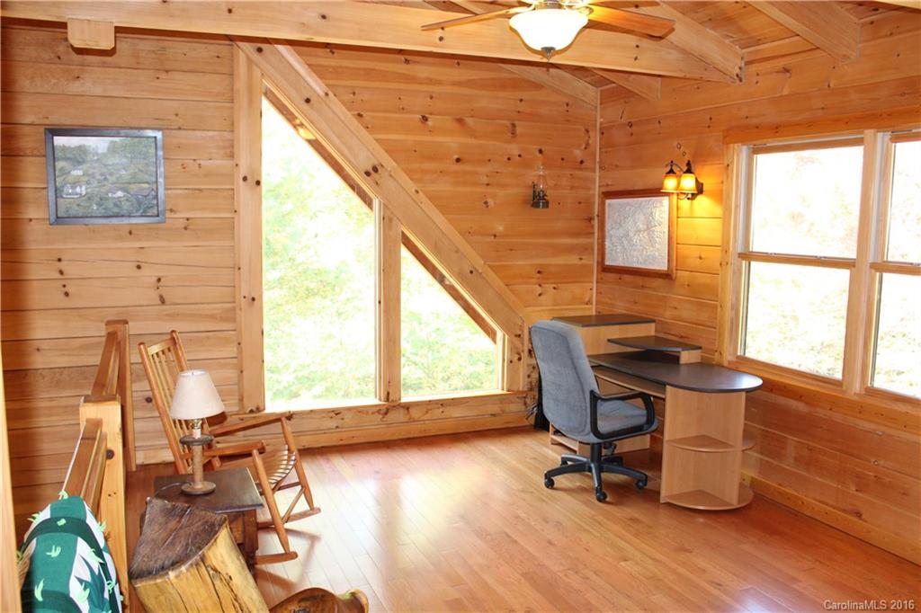 20 Badger Trail Weaverville NC 28787