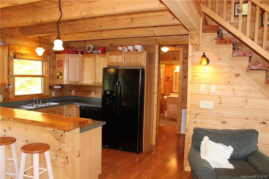 20 Badger Trail Weaverville NC 28787