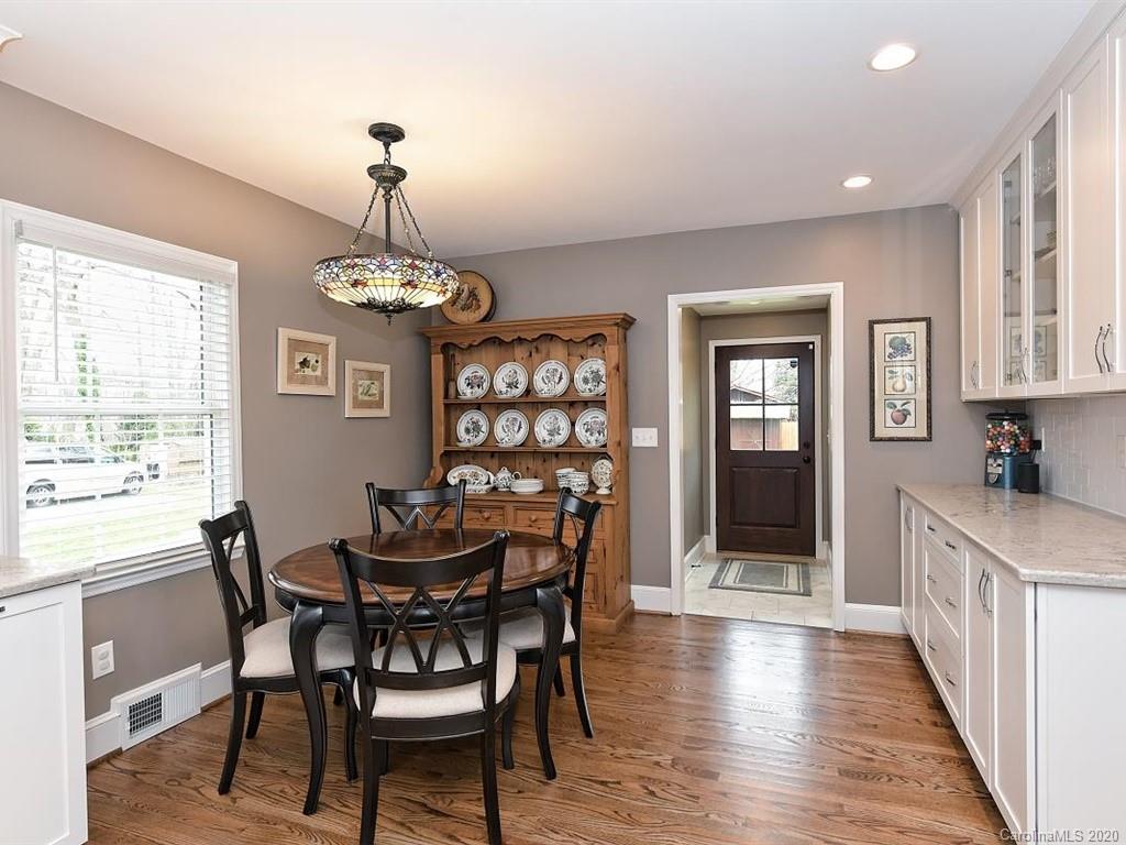 5514 Lansing Drive Charlotte NC 28270