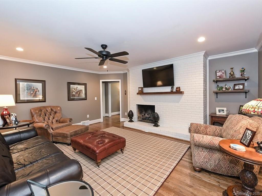 5514 Lansing Drive Charlotte NC 28270