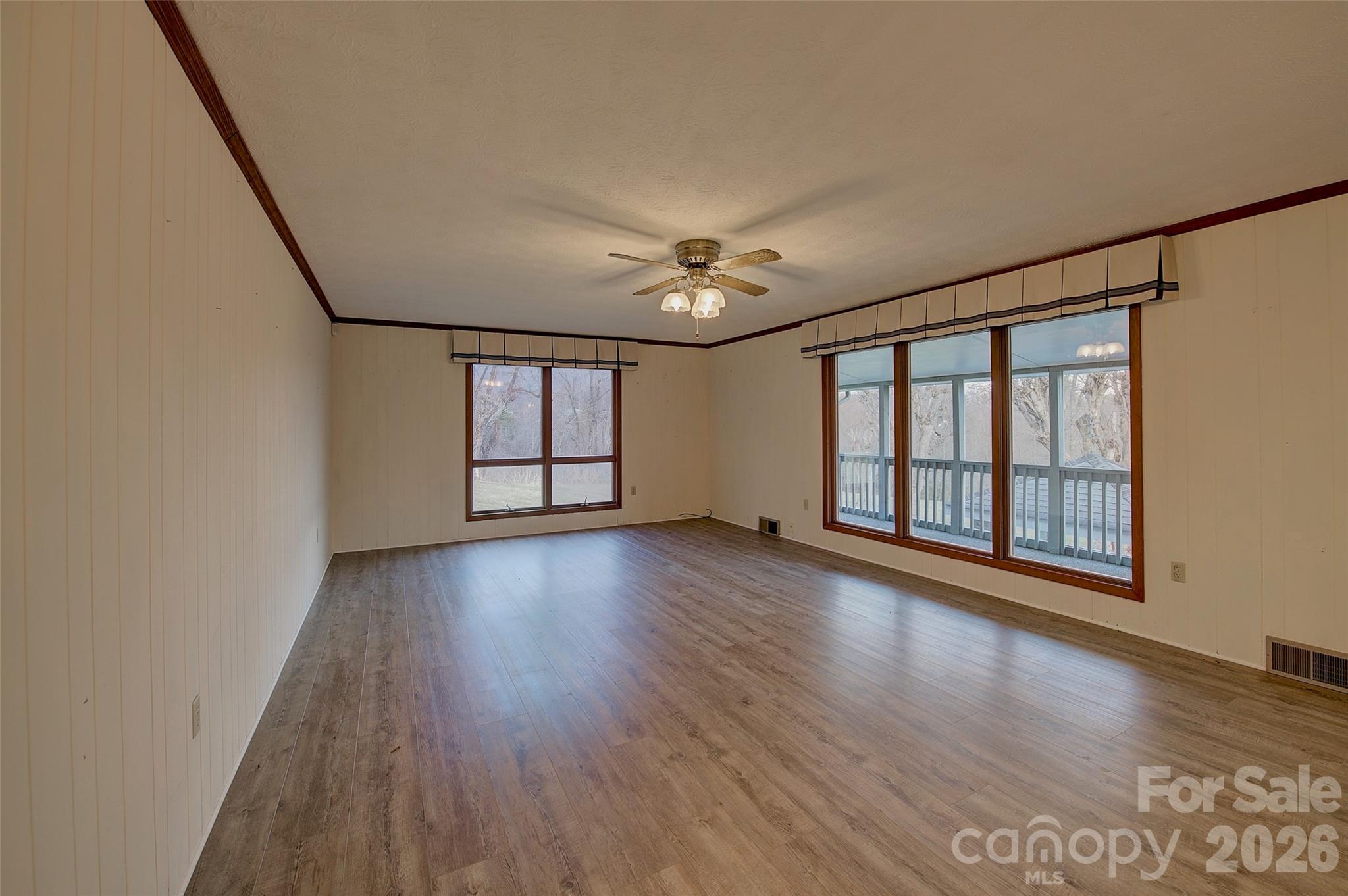 220 Grand View Lane Burnsville NC 28714