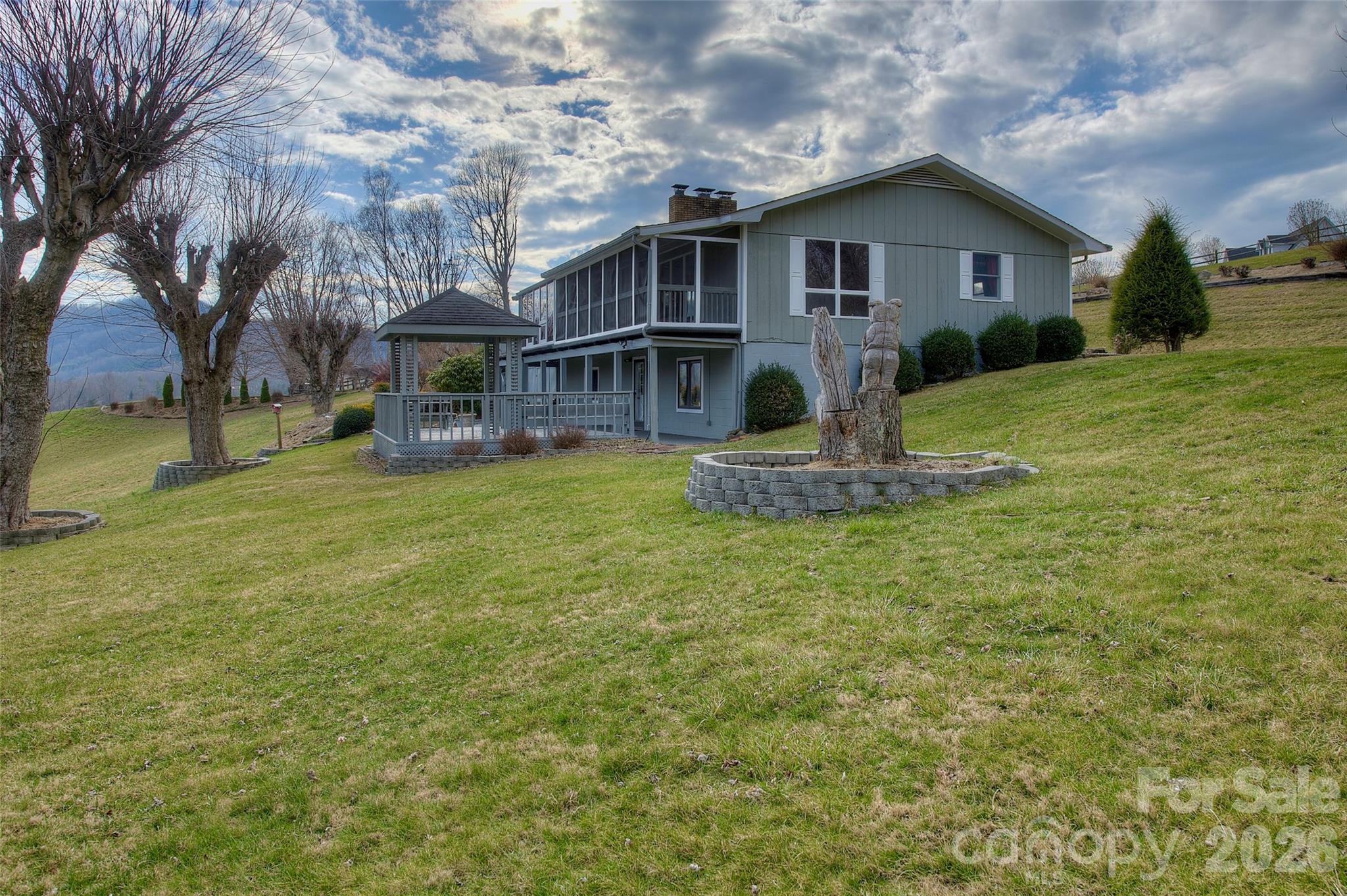 220 Grand View Lane Burnsville NC 28714