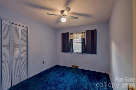 220 Grand View Lane Burnsville NC 28714