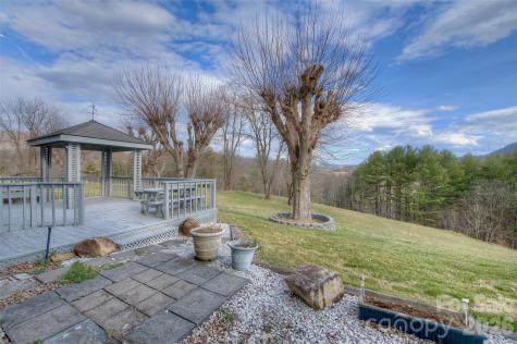 220 Grand View Lane Burnsville NC 28714
