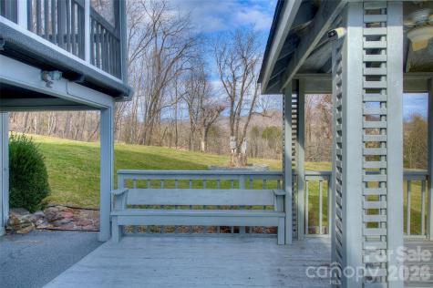 220 Grand View Lane Burnsville NC 28714