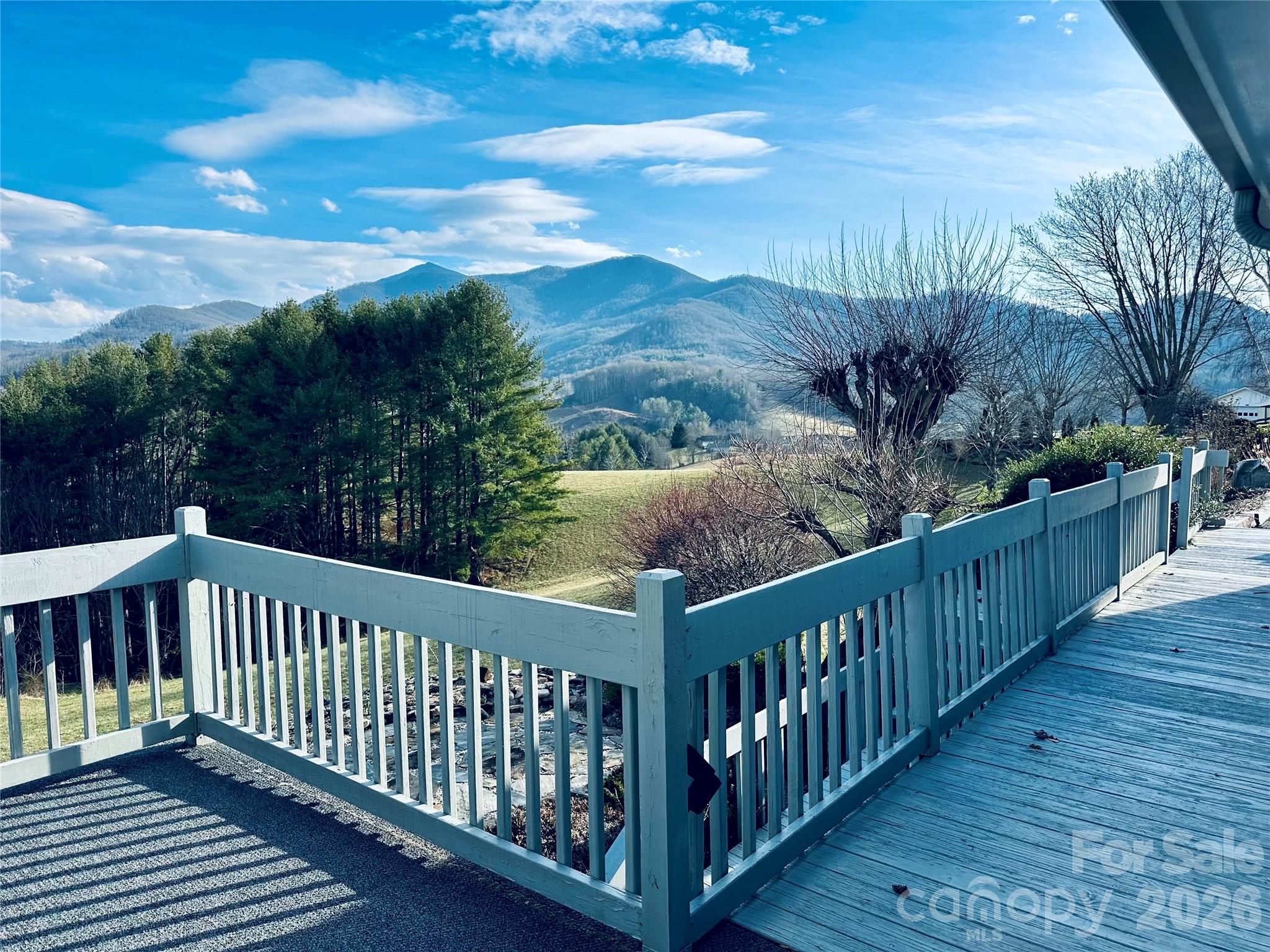 220 Grand View Lane Burnsville NC 28714