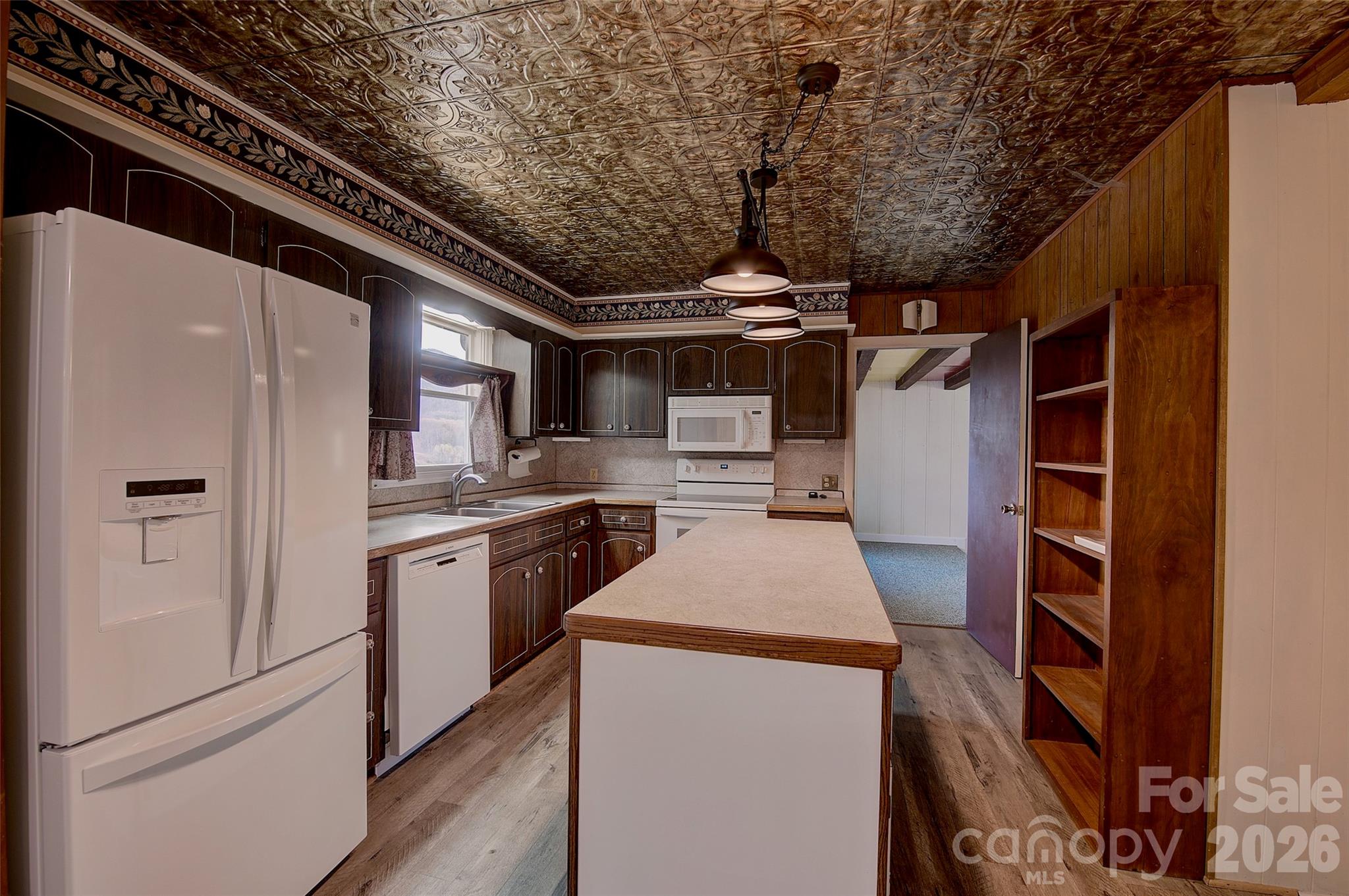 220 Grand View Lane Burnsville NC 28714
