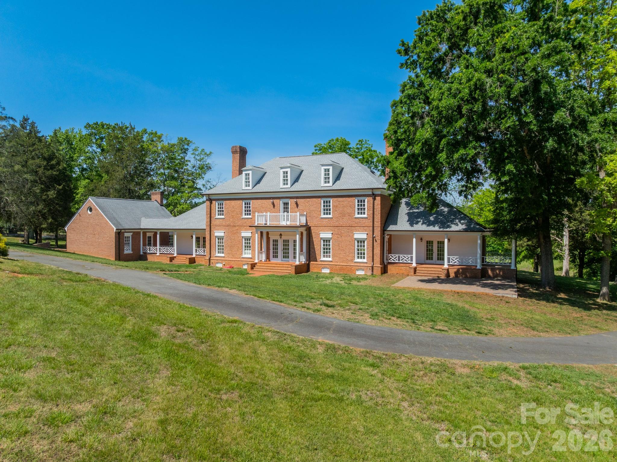4030 Oak Hollow Lane Harrisburg NC 28075
