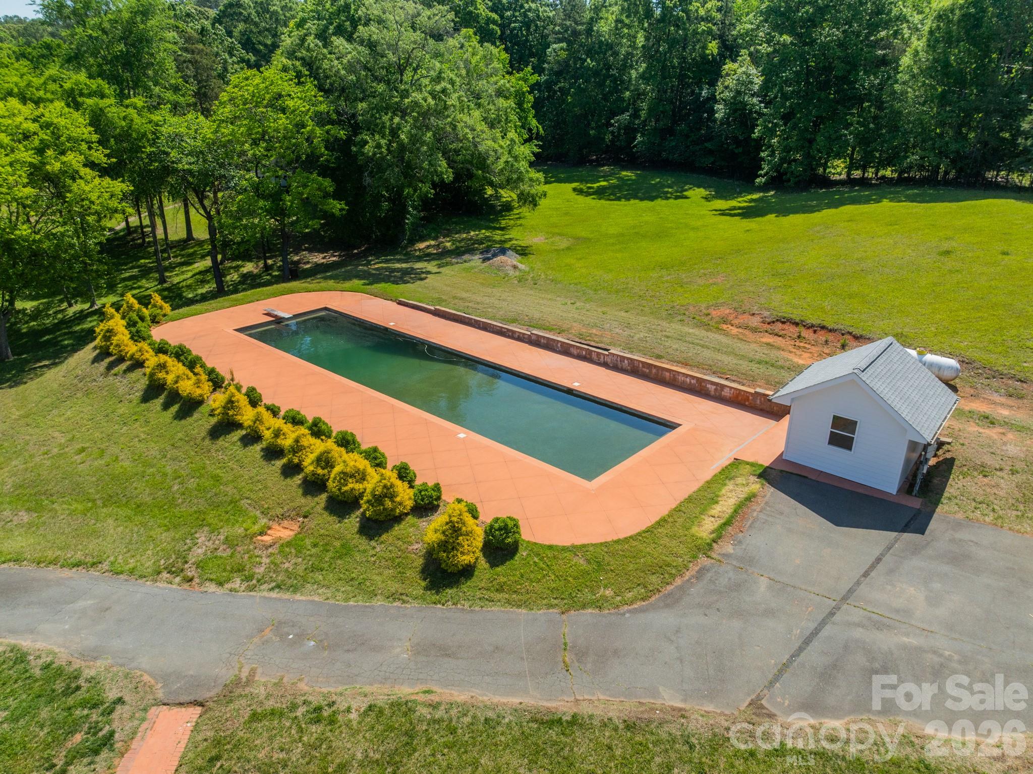 4030 Oak Hollow Lane Harrisburg NC 28075