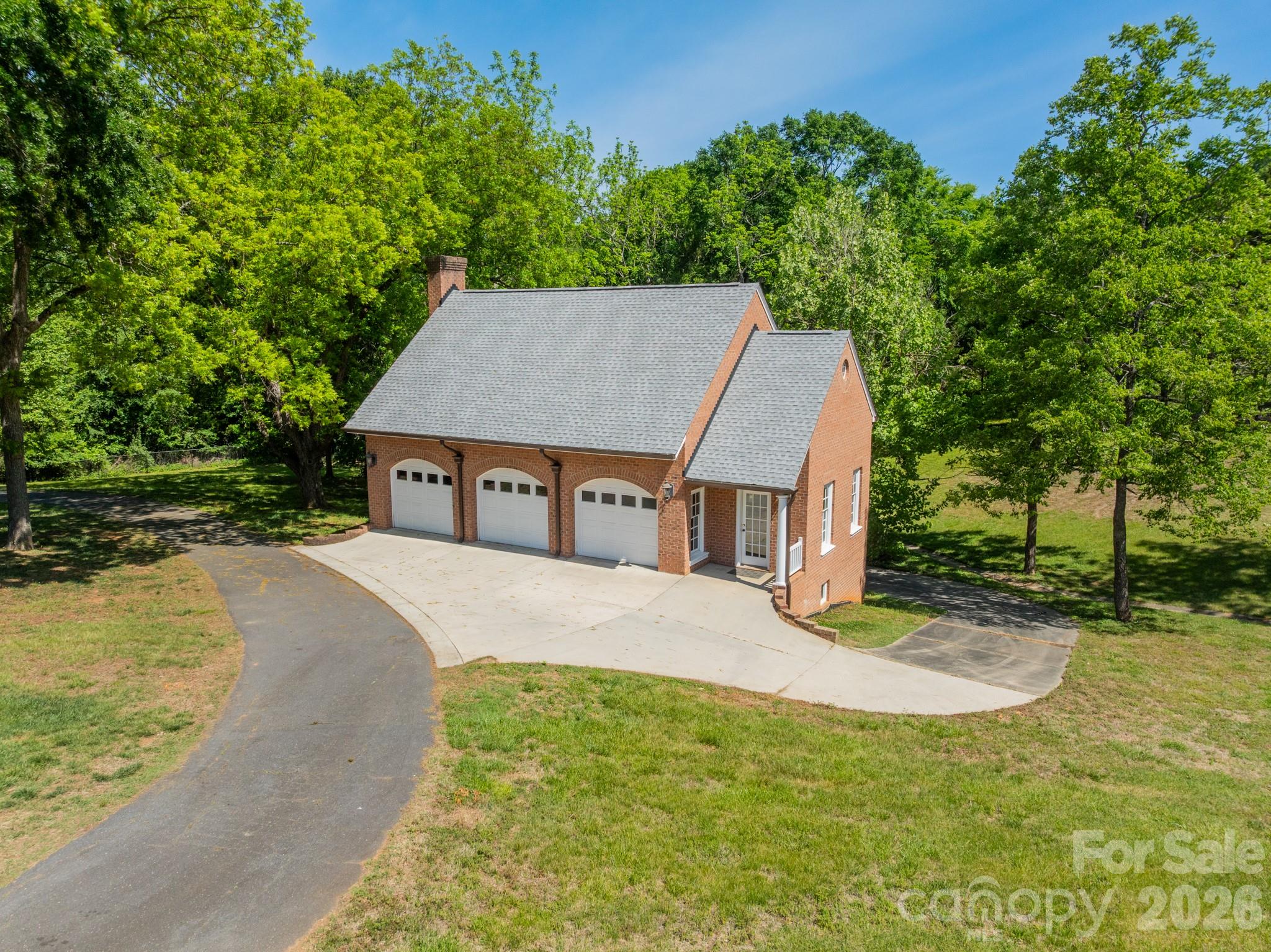 4030 Oak Hollow Lane Harrisburg NC 28075
