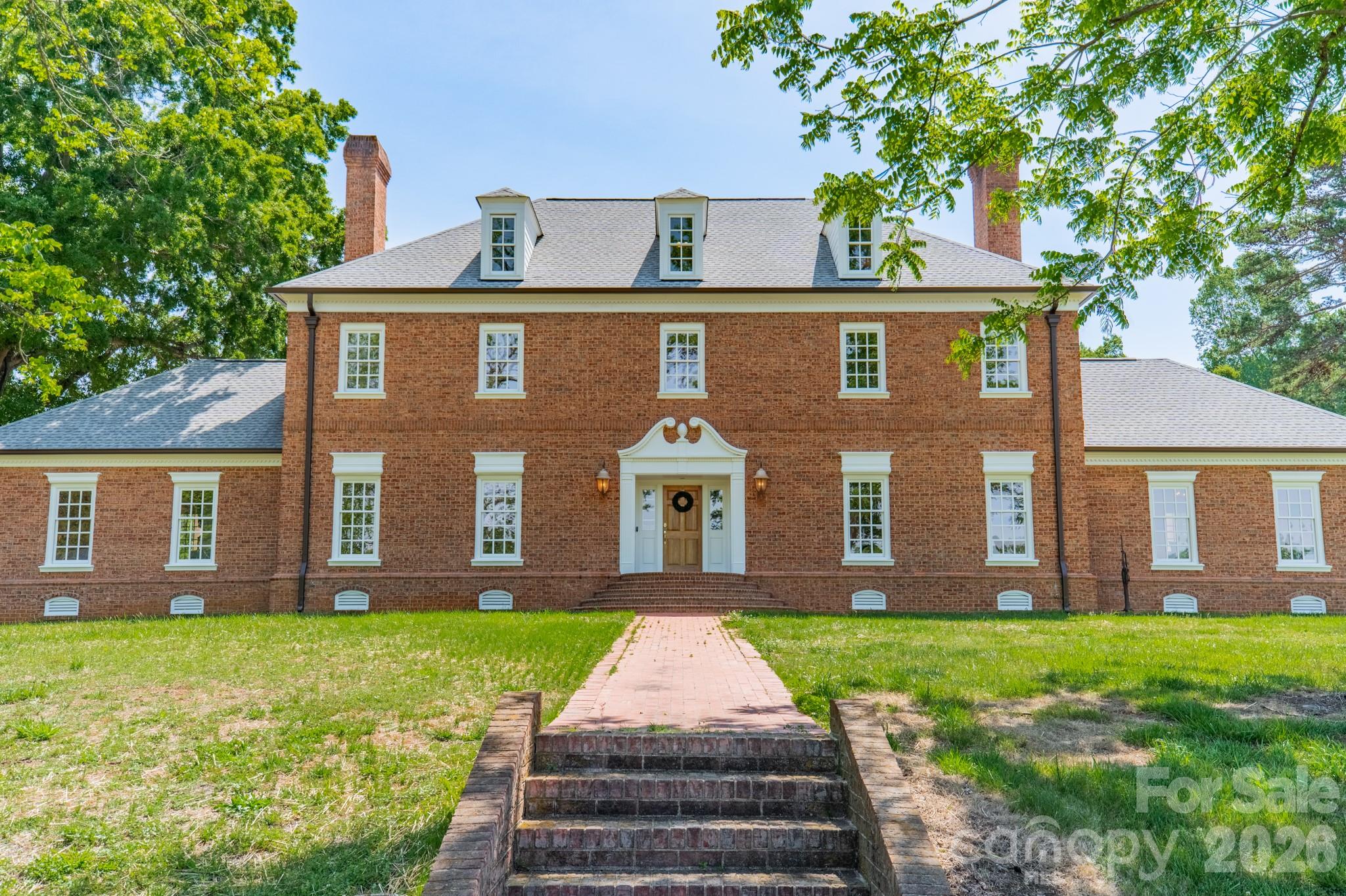 4030 Oak Hollow Lane Harrisburg NC 28075