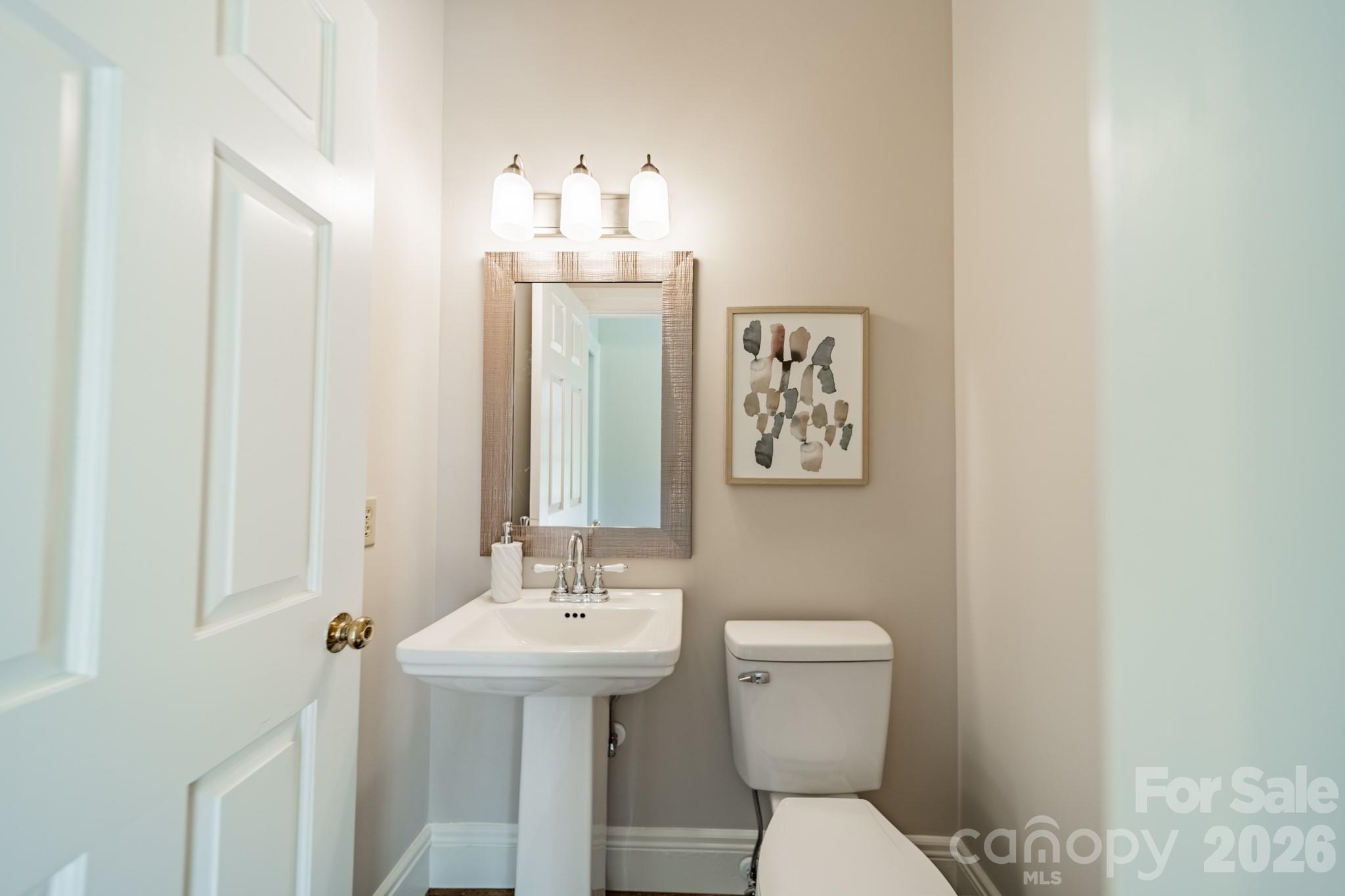 4030 Oak Hollow Lane Harrisburg NC 28075