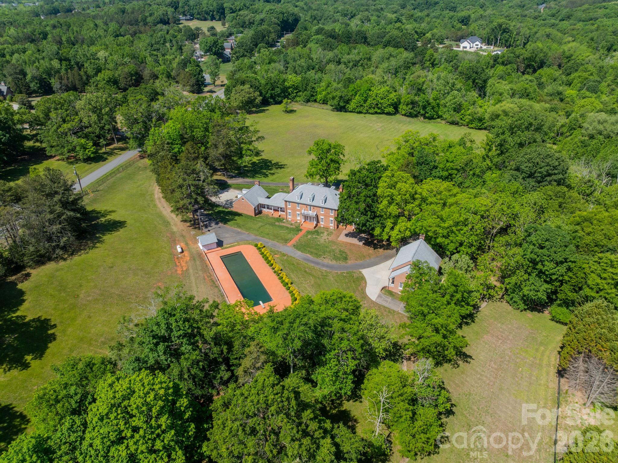 4030 Oak Hollow Lane Harrisburg NC 28075