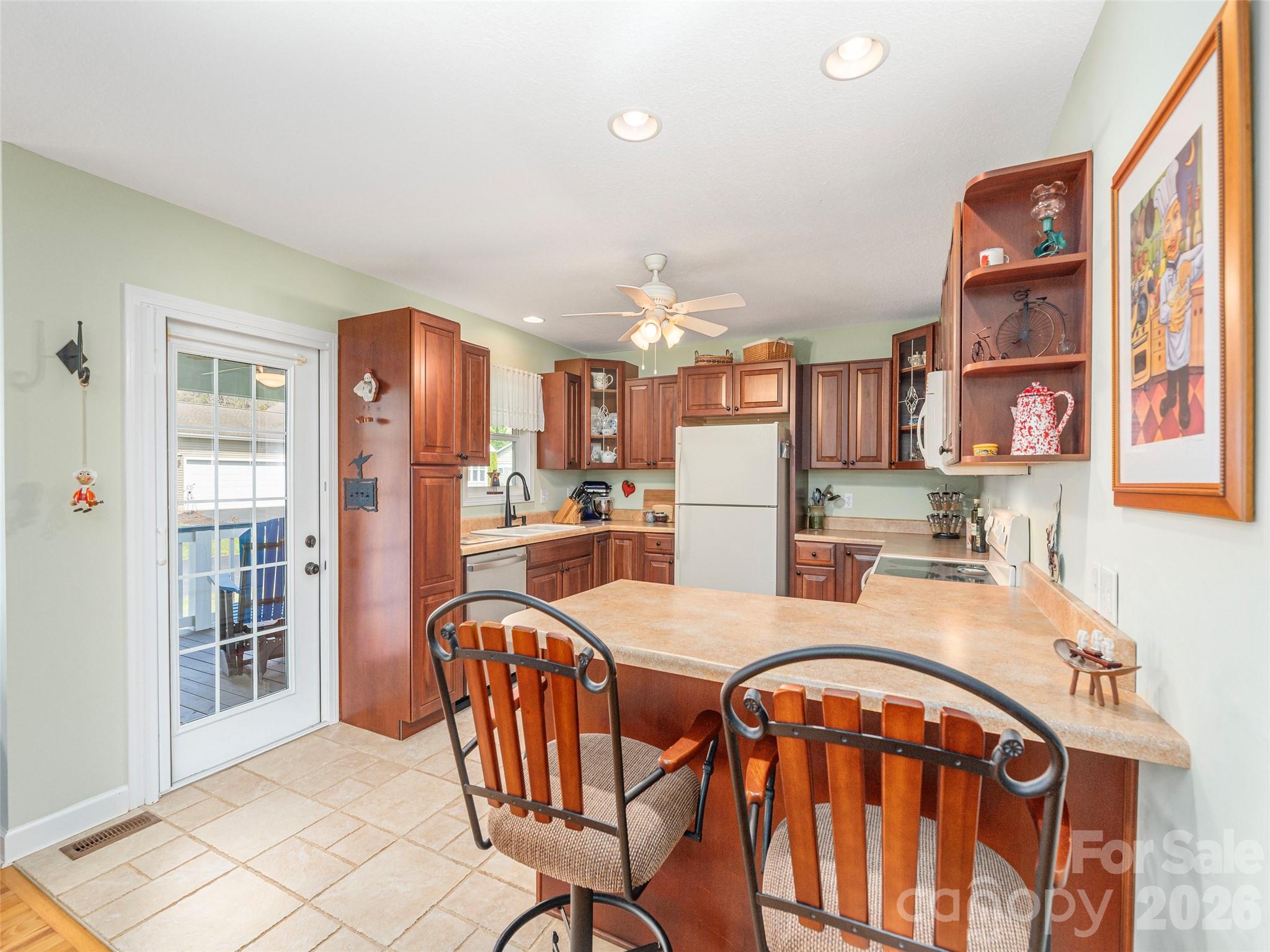 22 Cottage Loop Waynesville NC 28785