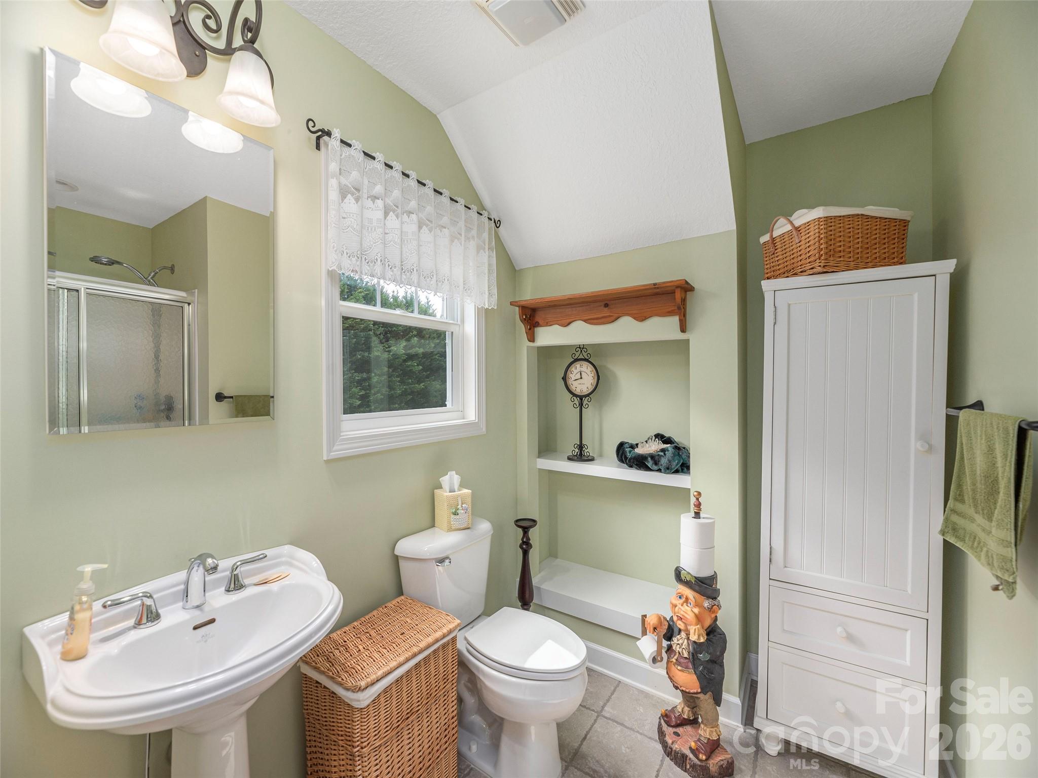22 Cottage Loop Waynesville NC 28785