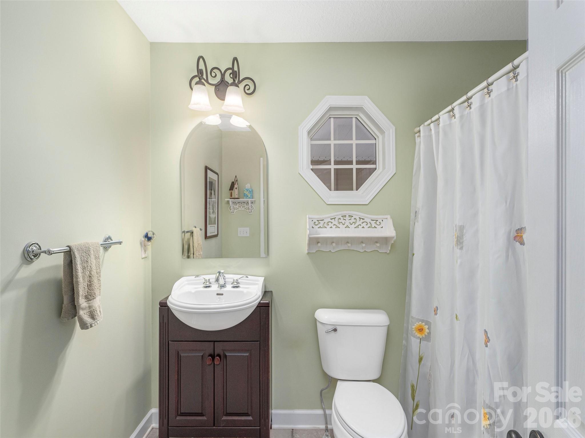 22 Cottage Loop Waynesville NC 28785