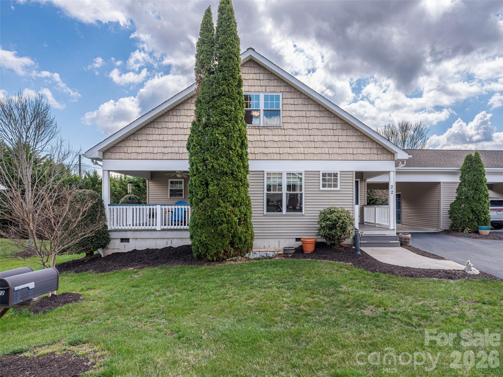 22 Cottage Loop Waynesville NC 28785