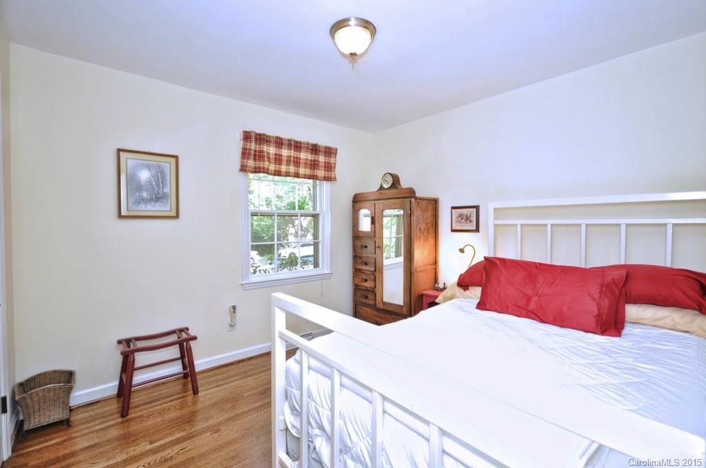 4015 Sussex Avenue Charlotte NC 28210