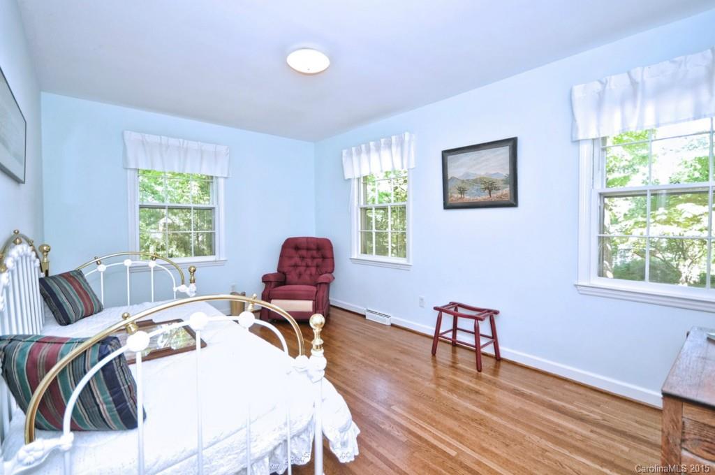 4015 Sussex Avenue Charlotte NC 28210