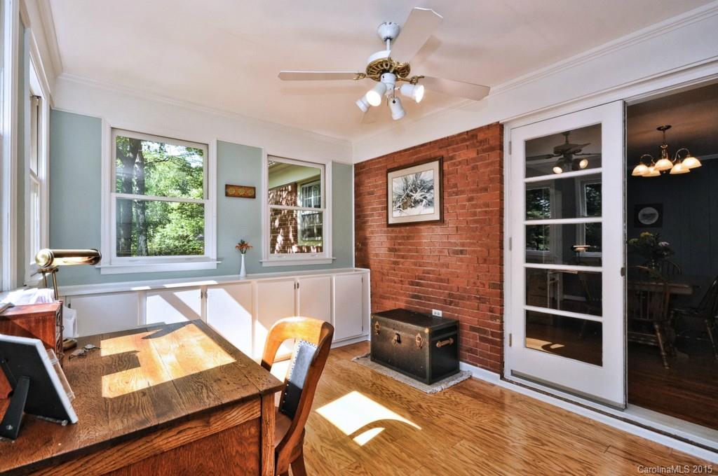 4015 Sussex Avenue Charlotte NC 28210